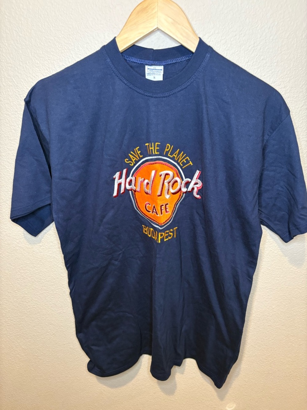 Embroidered Hard Rock Cafe blue and orange shirt